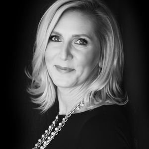 Meet your Posher, Suzanna